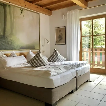 Gemuetliche Ferienhaus Mit Wlan, Fuer 8 Gaeste *